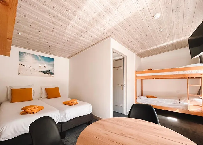 Hotel Les Merisiers 3*