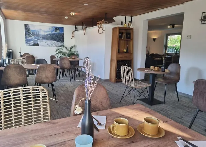 Hotel Les Merisiers 3*